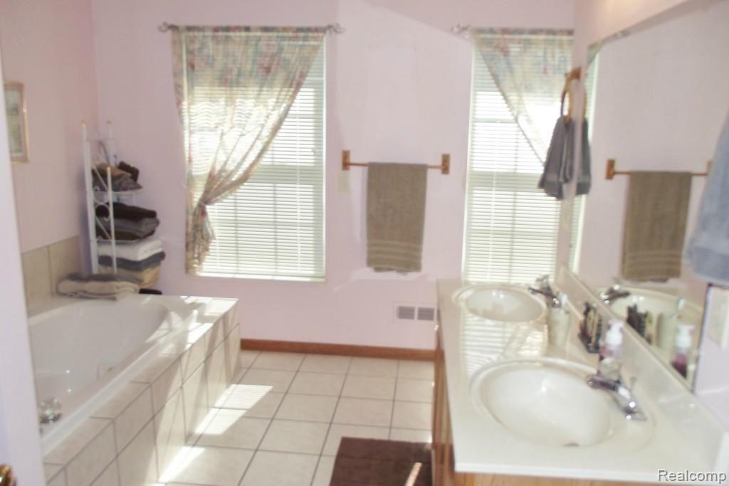 5974 Iosco Mountain Road Gregory, MI 48137 - Photo 13 of 15