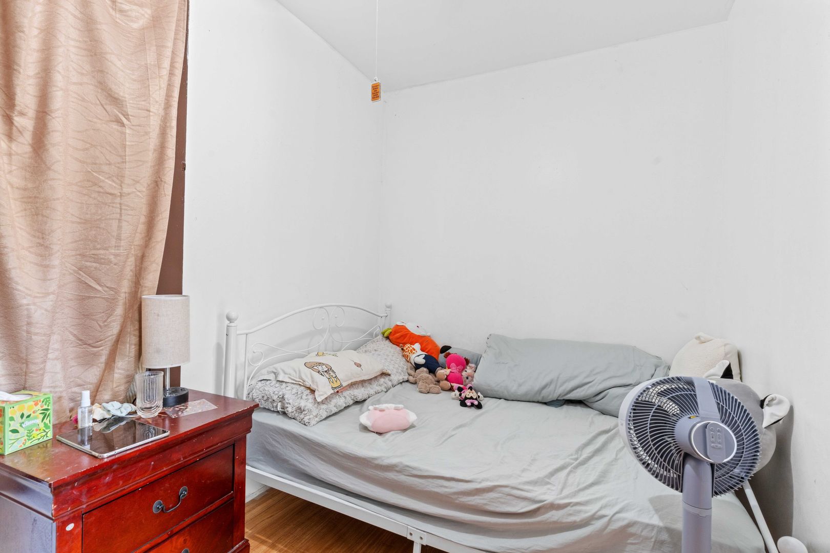 318 West 24th Place Chicago, IL 60616 - Photo 7 of 21 a bathroom with a sink and a mirror