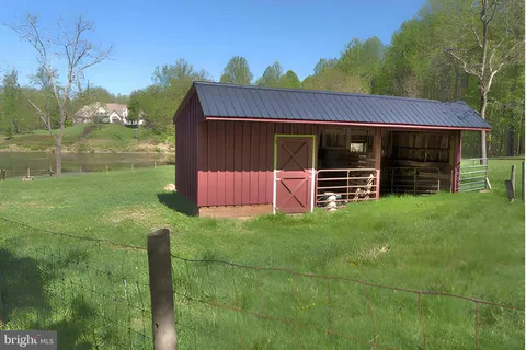 $3,999,000 | 3665 Creels Lane, The Plains, VA 20198