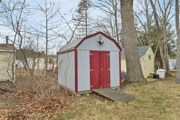 $289,000 | 9 Slate Run, North Hampton, NH 03862