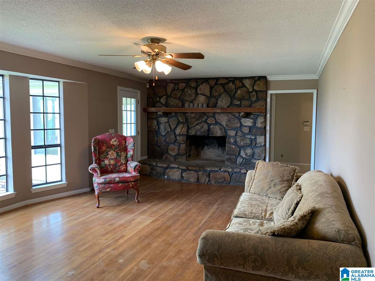 3881 South Shades Crest Road Birmingham, AL 35244 - Photo 8 of 26