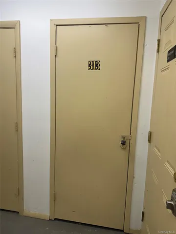 $199,000 | 313 Fox Run Lane, Carmel, NY 10512