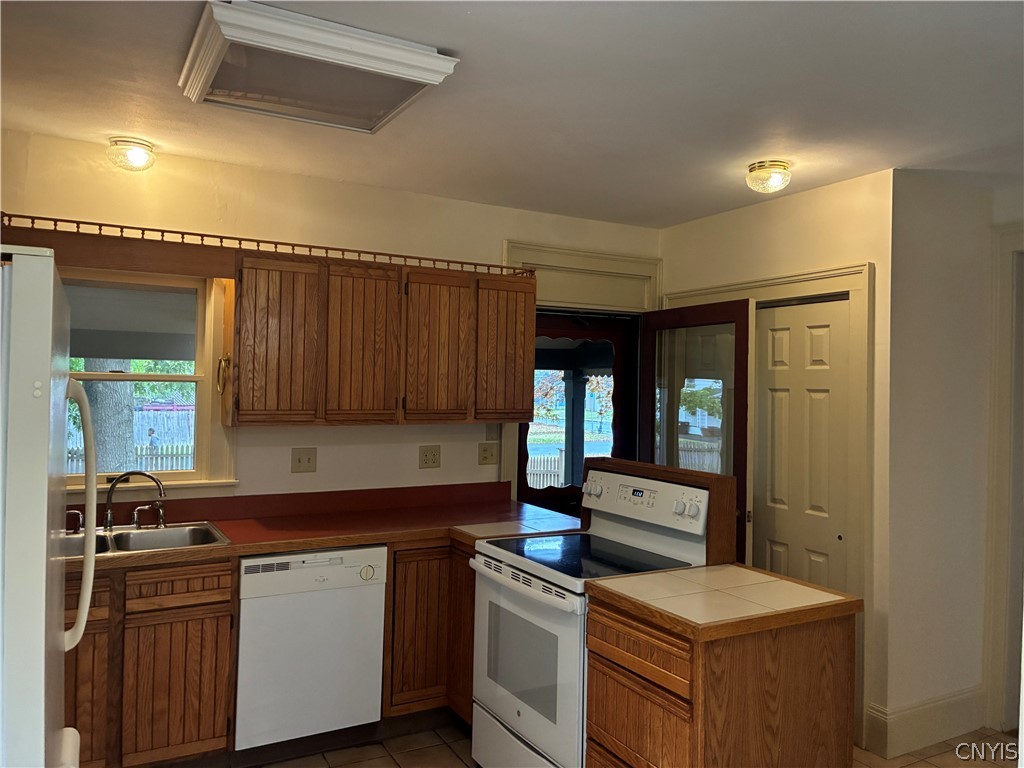 960 Salt Springs Road Syracuse, NY 13224 - Photo 5 of 18 Gallery Image 5