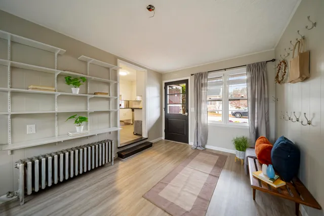 $449,900 | 90 Glenwood Avenue, Manchester, NH 03102