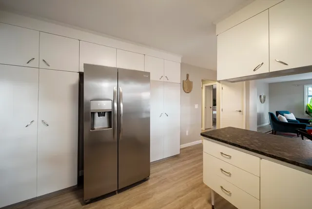 $449,900 | 90 Glenwood Avenue, Manchester, NH 03102