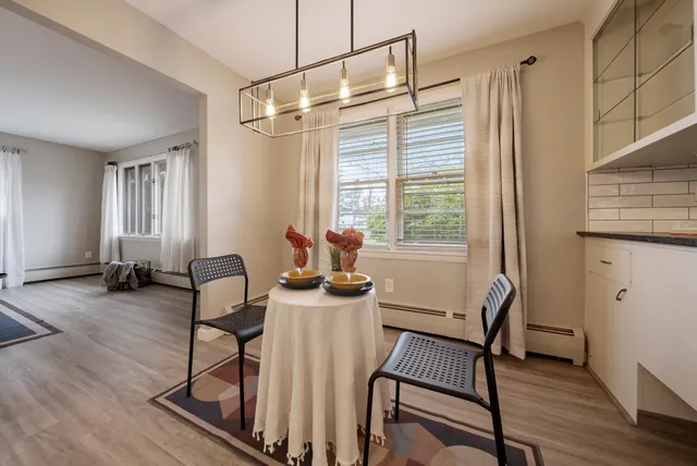 $449,900 | 90 Glenwood Avenue, Manchester, NH 03102