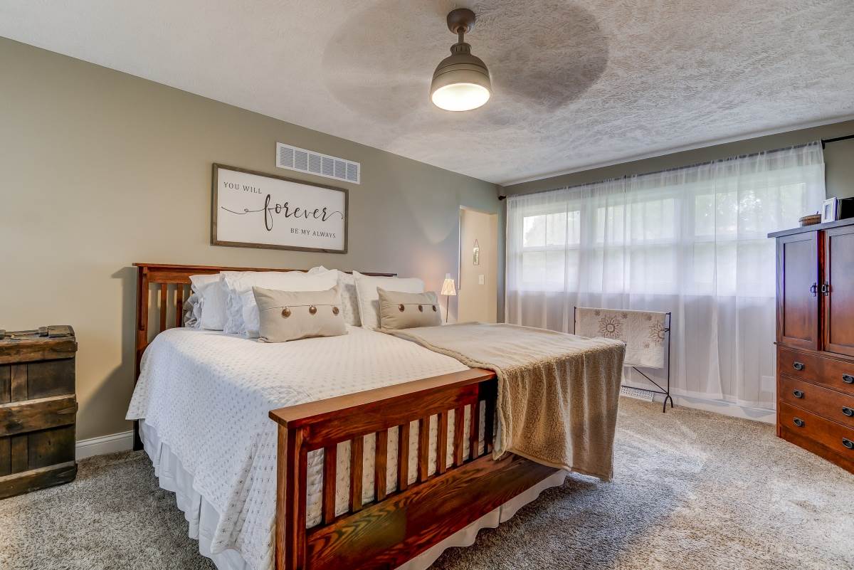 860 Meadowbrook Road Springfield, IL 62711 - Photo 23 of 36