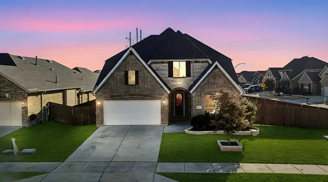 $650,000 | 14829 Cedar Flt Way, Roanoke, TX 76262