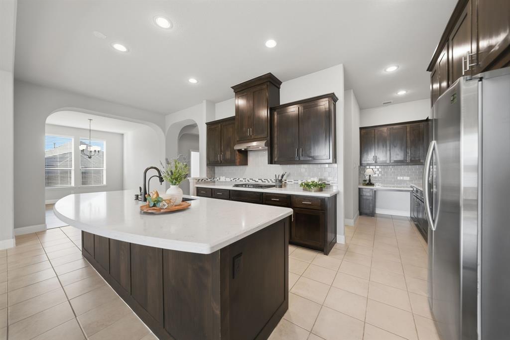 14829 Cedar Flt Way Fort Worth, TX 76262 - Photo 11 of 33