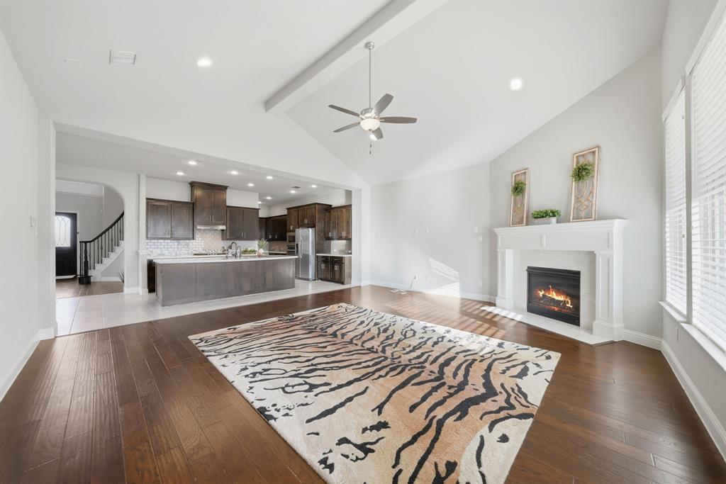 14829 Cedar Flt Way Fort Worth, TX 76262 - Photo 17 of 33