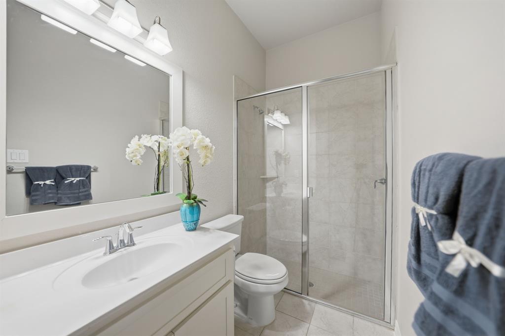 14829 Cedar Flt Way Fort Worth, TX 76262 - Photo 5 of 33