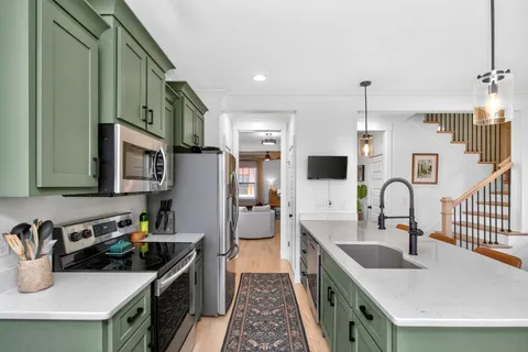 $630,000 | 315 Joyner Avenue, Nashville, TN 37210