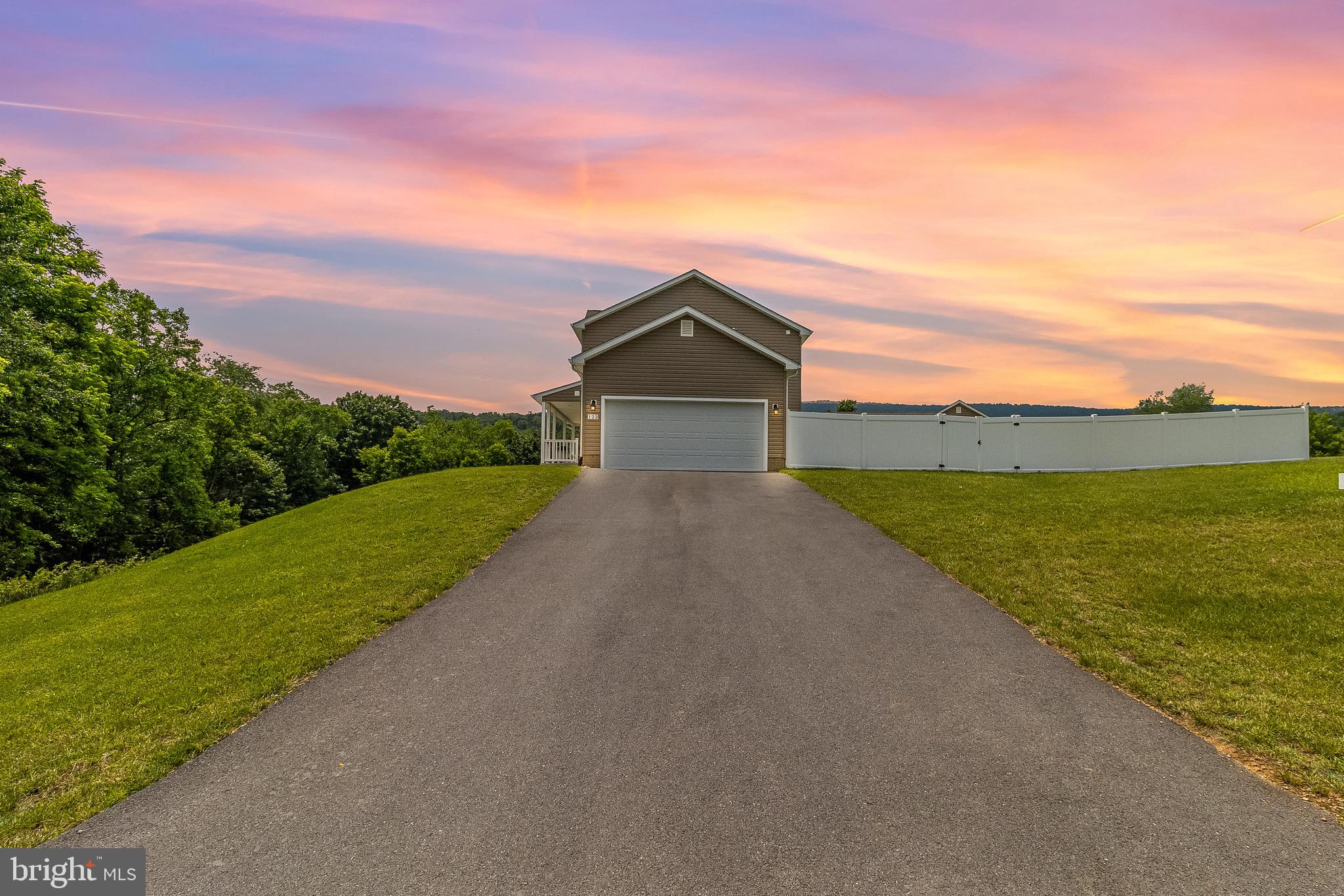 123 Hank Aaron Road Berkeley Springs, WV 25411 - Photo 8 of 38