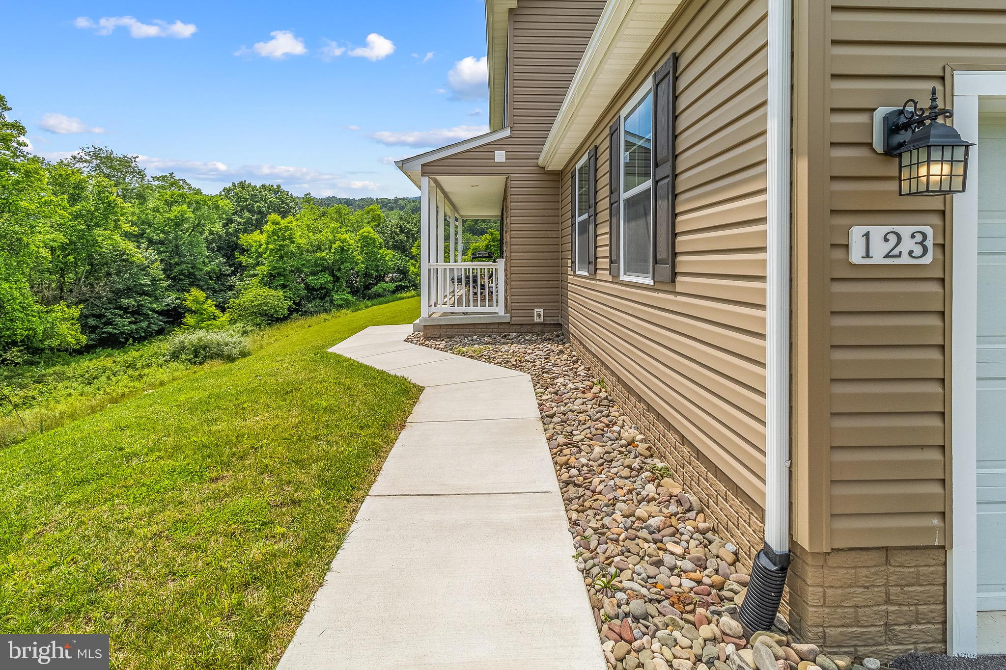 123 Hank Aaron Road Berkeley Springs, WV 25411 - Photo 10 of 38