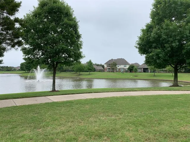 $2,995 | 21007 Bright Lake Bend Court, Richmond, TX 77407