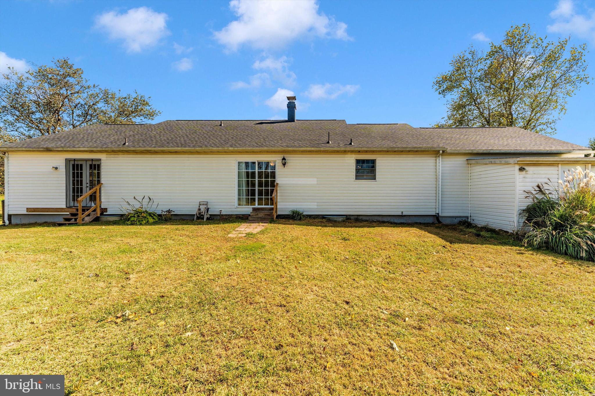 4216 Sykesville Road, Unit B Finksburg, MD 21048 - Photo 25 of 27 a front view of house with yard