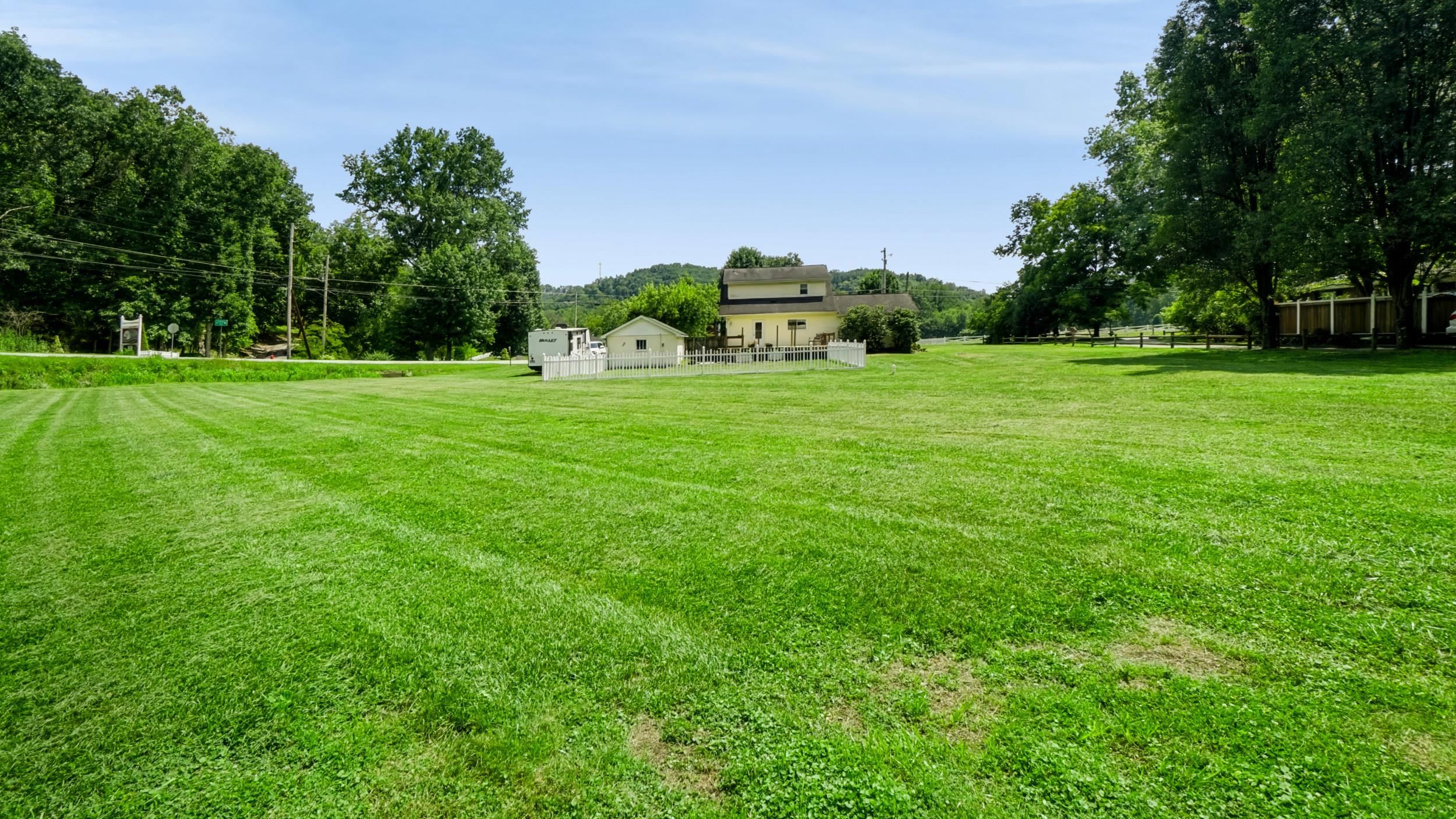 1296 Martha Road Barboursville, WV 25504 - Photo 10 of 28 Gallery Image 10