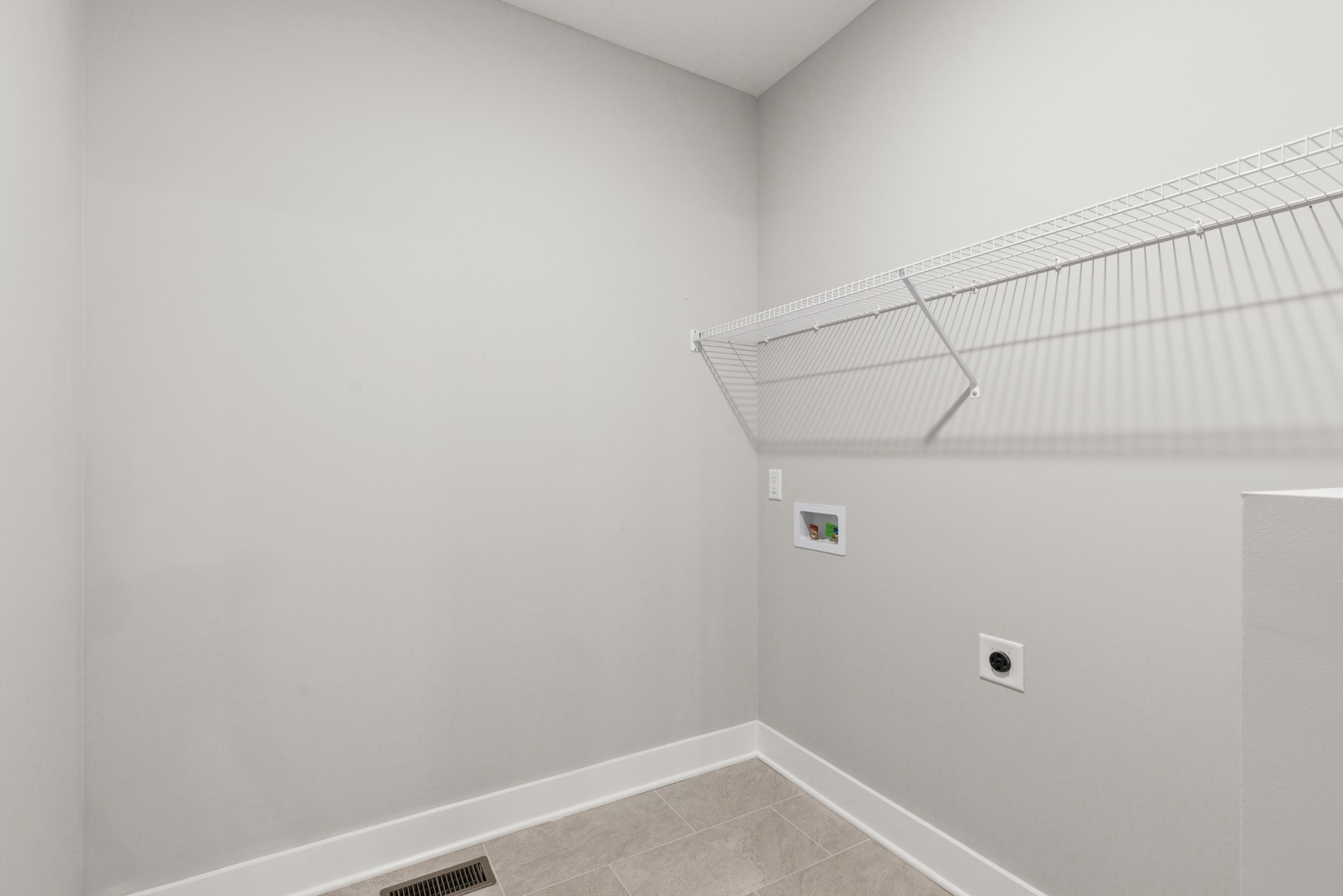 5638 Borthick Road Springfield, TN 37172 - Photo 36 of 43 a view of a small space