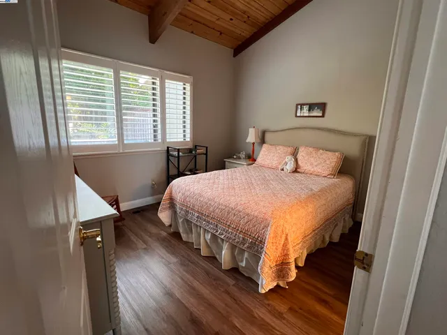 $5,650 | 37 Binnacle Hill, Oakland, CA 94618