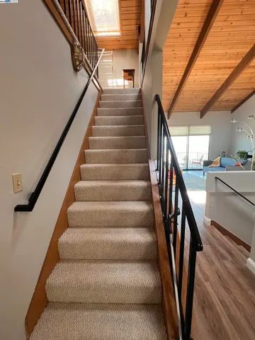 $5,650 | 37 Binnacle Hill, Oakland, CA 94618