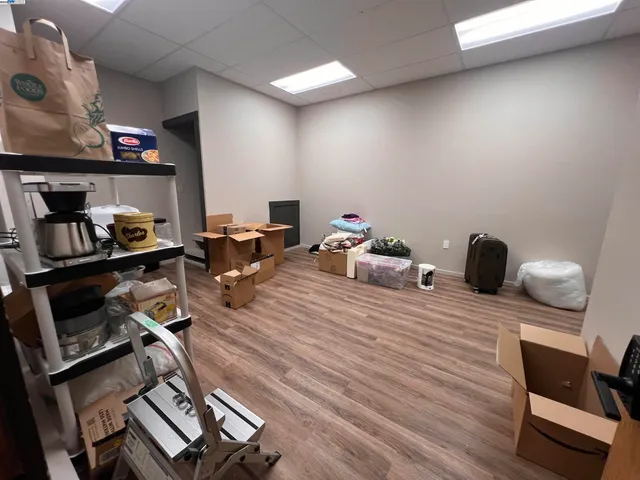 $5,650 | 37 Binnacle Hill, Oakland, CA 94618