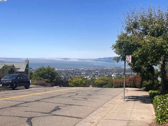 $5,650 | 37 Binnacle Hill, Oakland, CA 94618