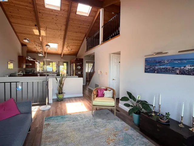 $5,650 | 37 Binnacle Hill, Oakland, CA 94618