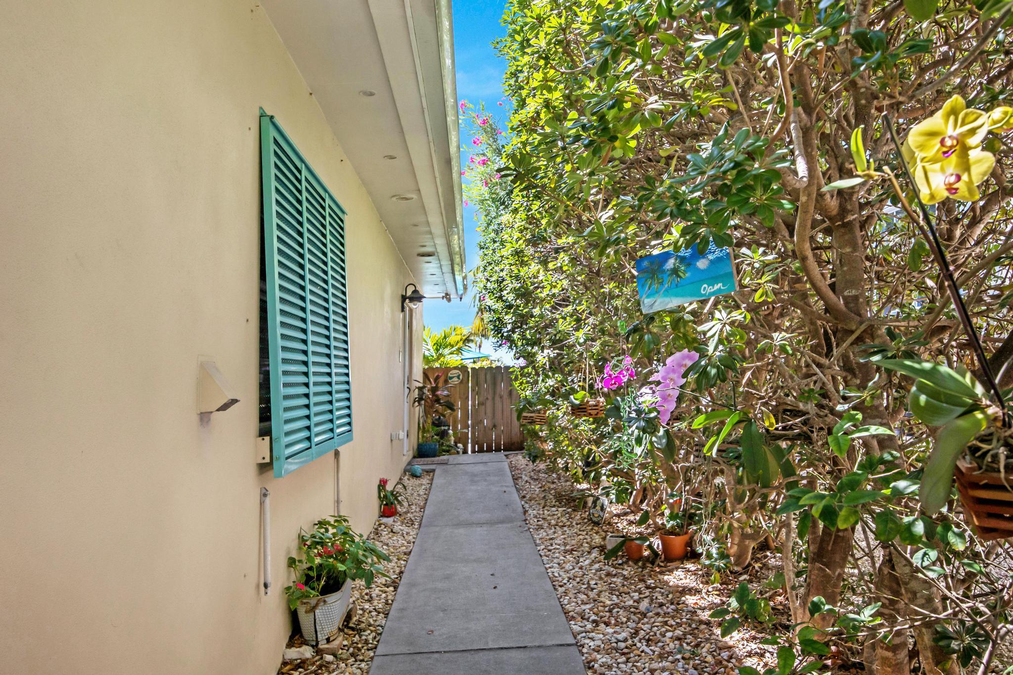 351 8th Street Key Colony Beach, FL 33051 - Photo 30 of 38 6V8A9646