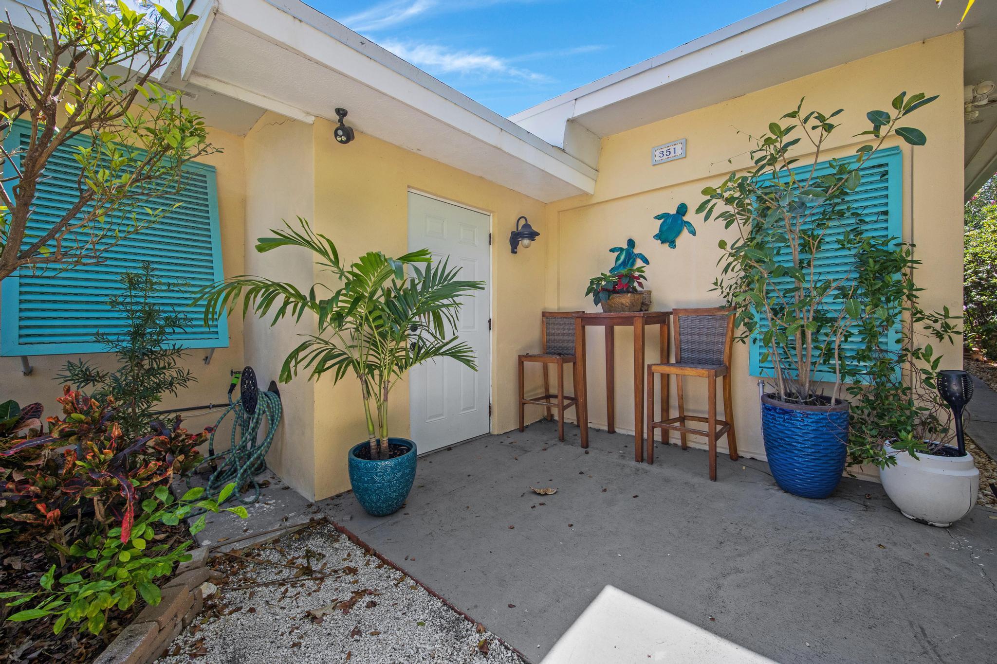 351 8th Street Key Colony Beach, FL 33051 - Photo 4 of 38 6V8A9641