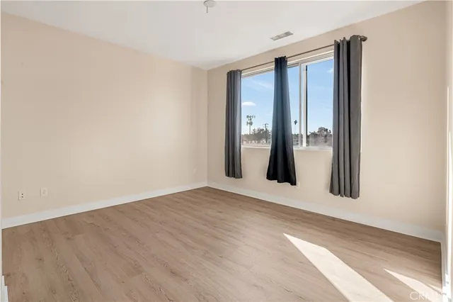 an empty room with window