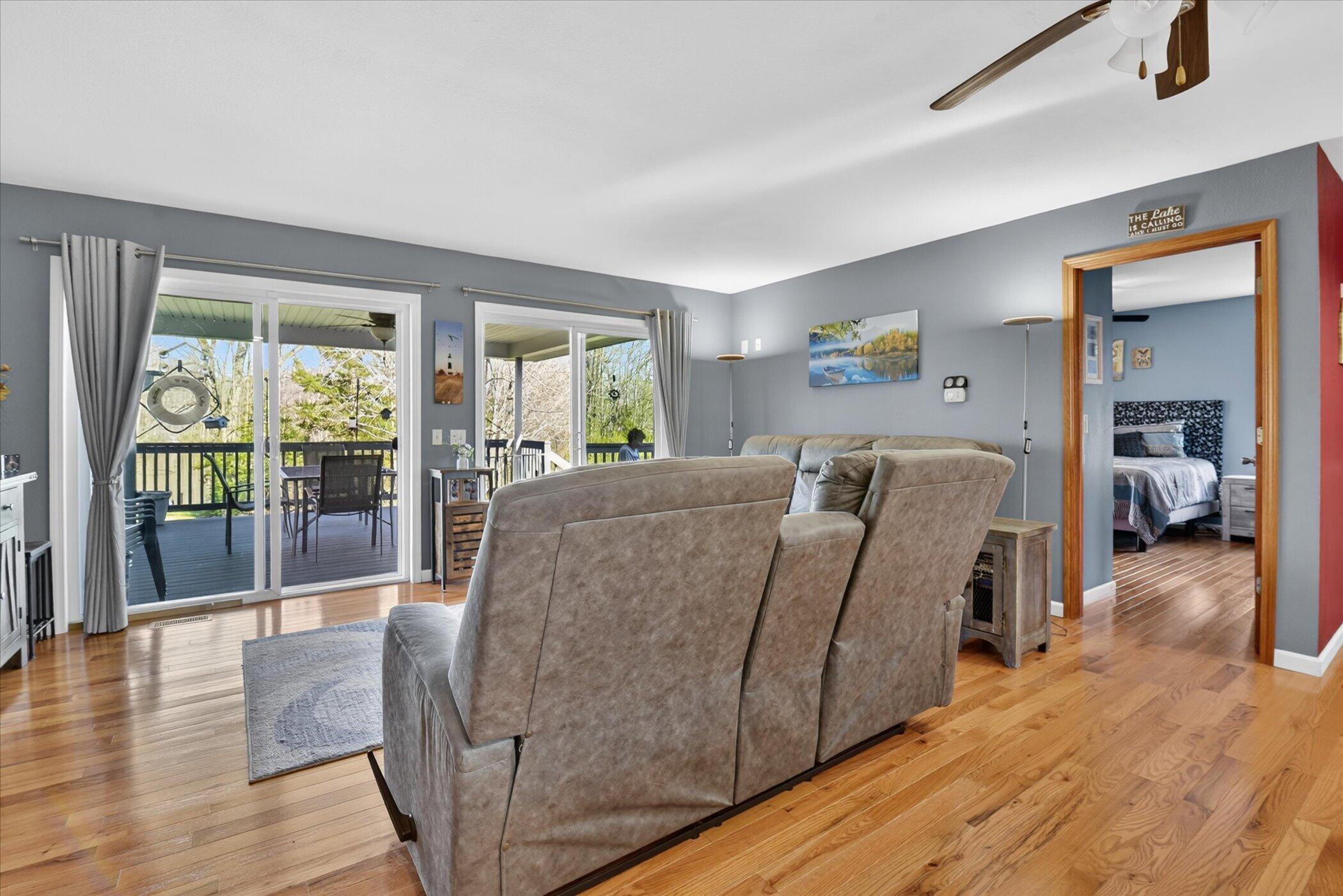 14165 Crampton Road Camden, MI 49232 - Photo 27 of 52 Living Room