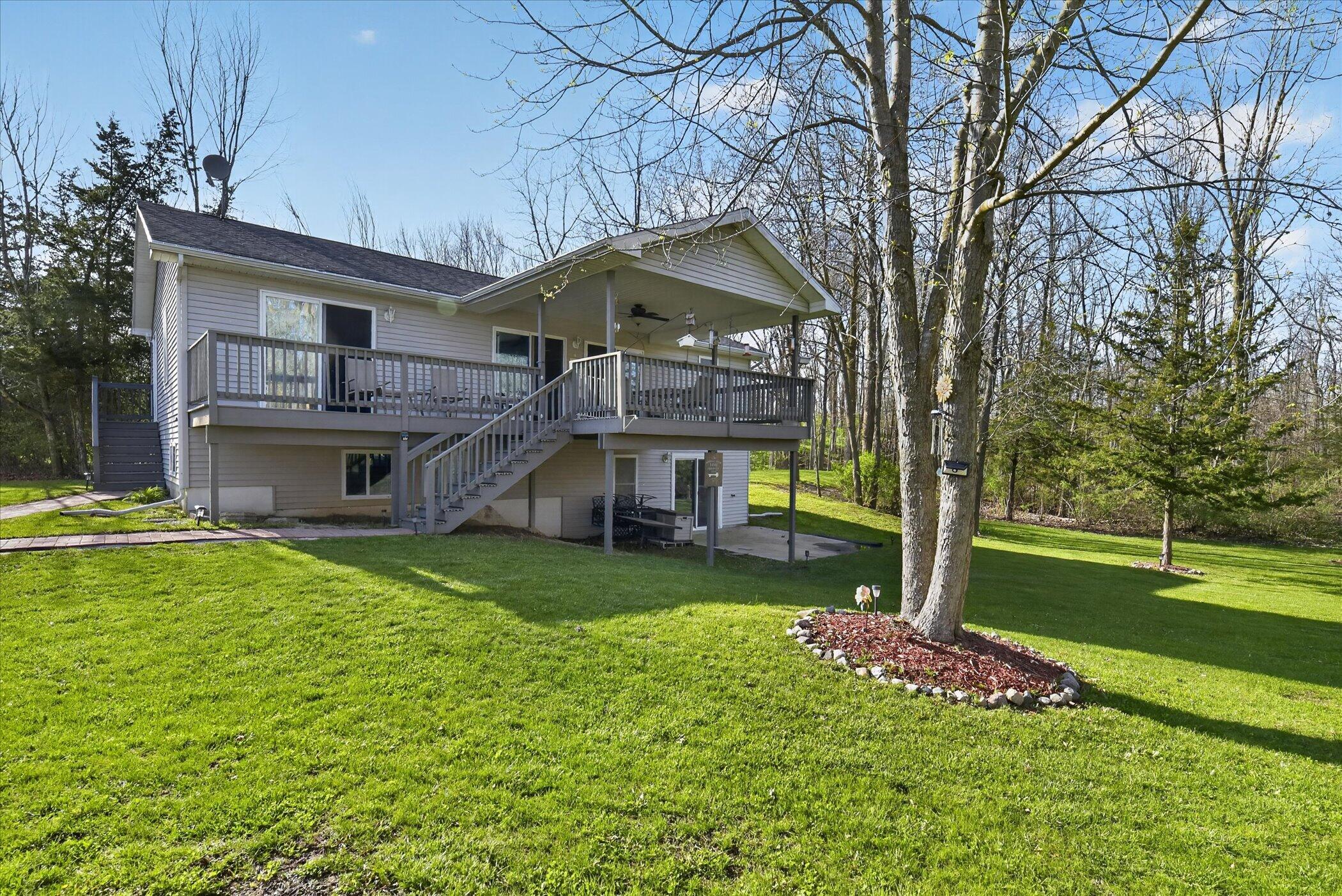 14165 Crampton Road Camden, MI 49232 - Photo 4 of 52 Lakeside