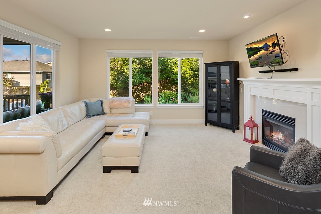 4107 176th Place Southeast Bothell, WA 98012 - Photo 4 of 33