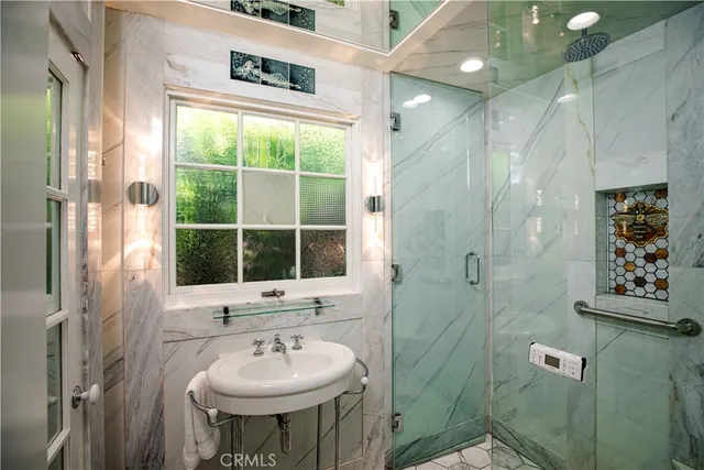 $10,000 | 195 South Parkwood Avenue, Pasadena, CA 91107