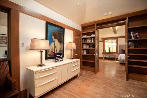 $10,000 | 195 South Parkwood Avenue, Pasadena, CA 91107