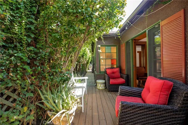 $10,000 | 195 South Parkwood Avenue, Pasadena, CA 91107