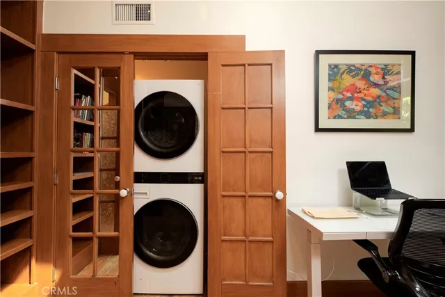 $10,000 | 195 South Parkwood Avenue, Pasadena, CA 91107