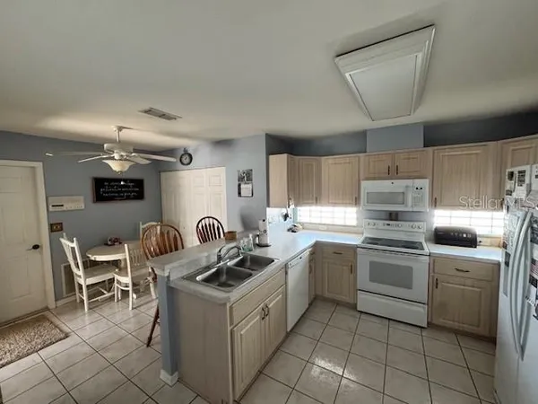 $285,000 | 11299 Southwest 71st Terrace Road, Ocala, FL 34476