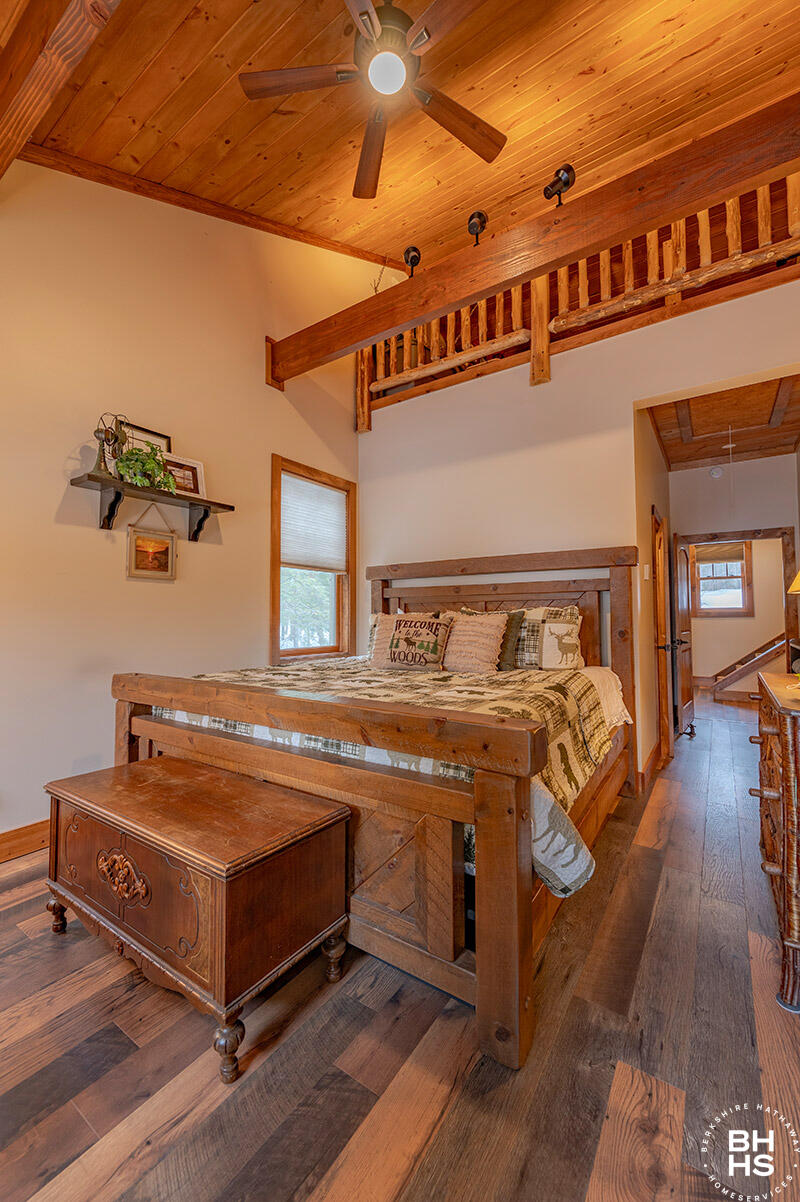 773 Bartlett Carry Road Tupper Lake, NY 12986 - Photo 25 of 62 CampSummerBreezeOnUpperSaranac_Bedroom1_