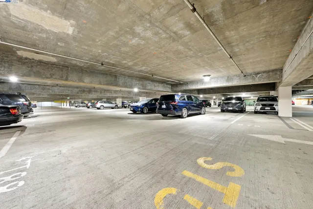 $299,000 | 989 Webster Street, Unit 441, Oakland, CA 94607