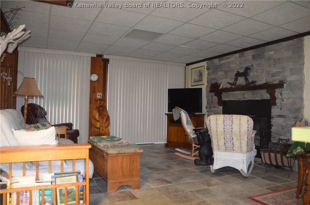 1843 Ranch Road Sandyville, WV 25275 - Photo 5 of 22 Gallery Image 5