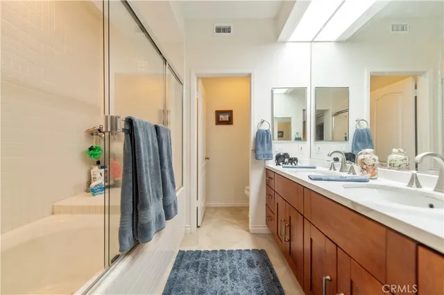 $3,350 | 74 Lehigh Aisle, Irvine, CA 92612