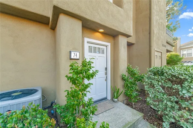 $3,350 | 74 Lehigh Aisle, Irvine, CA 92612