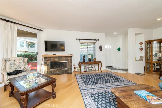 $3,350 | 74 Lehigh Aisle, Irvine, CA 92612