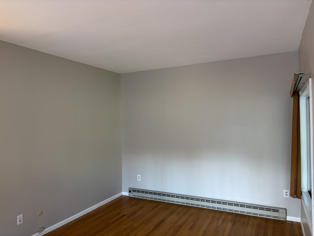 5 Autumn Lane, Unit 5 Amherst, MA 01002 - Photo 11 of 18 Gallery Image 11