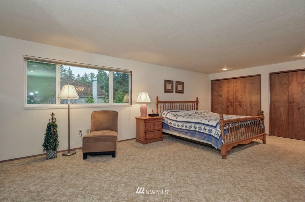 14410 151st Place Southeast Renton, WA 98059 - Photo 8 of 15