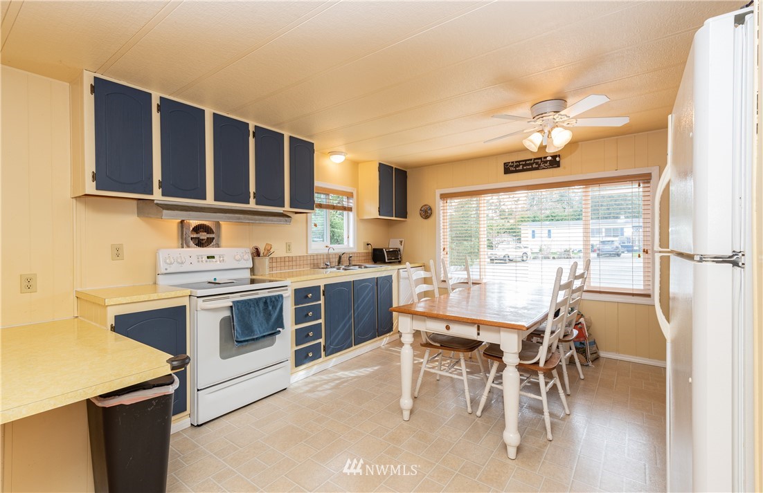 5826 Salish Road Blaine, WA 98230 - Photo 9 of 28 Gallery Image 9