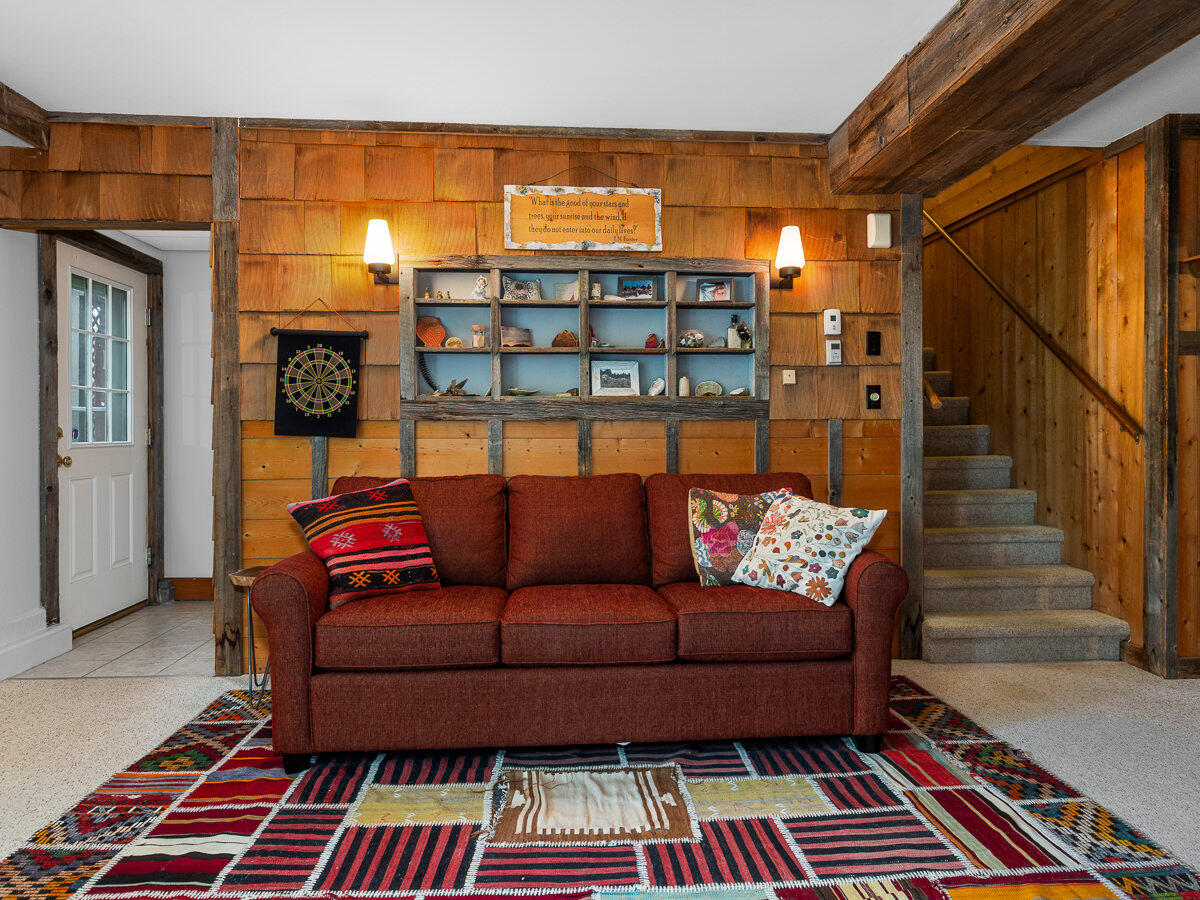 213 Trudeau Road Saranac Lake, NY 12983 - Photo 20 of 24 Gallery Image 20
