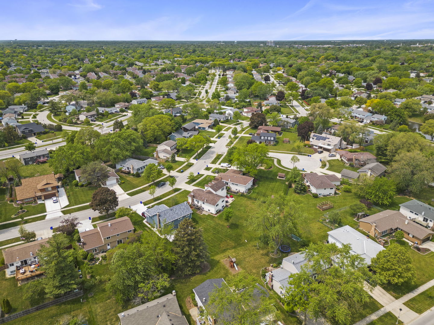 1635 South Prospect Street Wheaton, IL 60189 - Photo 45 of 53 an aerial view of residential houses with outdoor space and trees all around