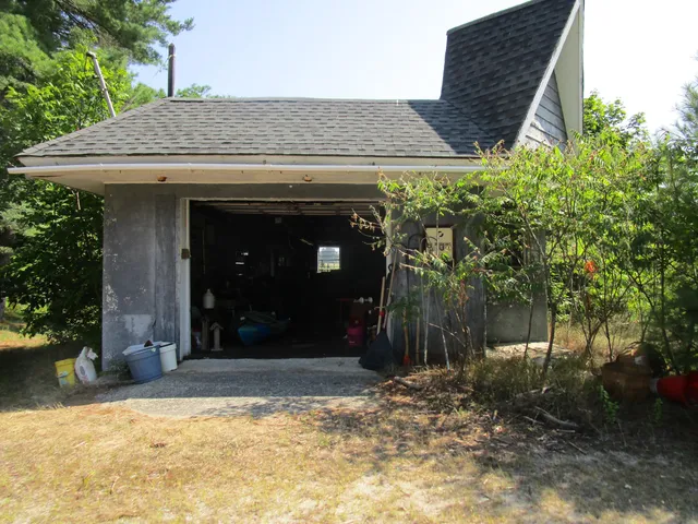 $175,000 | 759 Lake Street, Auburn, ME 04210